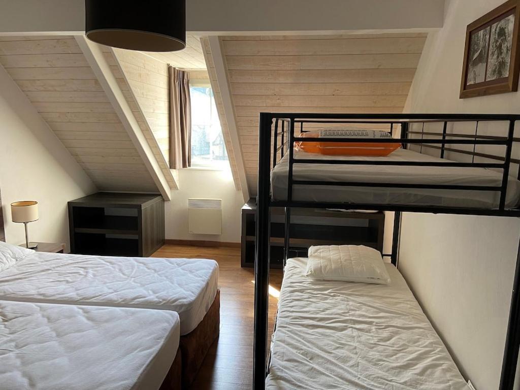 Апартаменты Duplex 10 Personnes Сен-Лари-Сулан Экстерьер фото